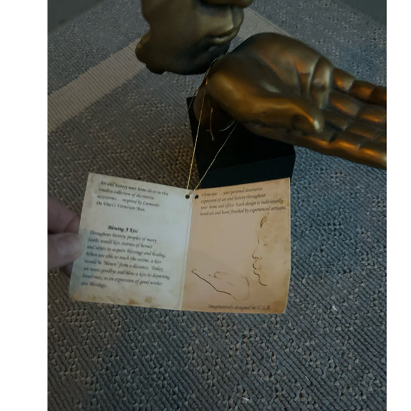 VITRUVIAN COLLECTION BLOWING A KISS INSPIRED BY LEONARDO DA VINCI VITRUVIAN MAN - Picture 11 of 12